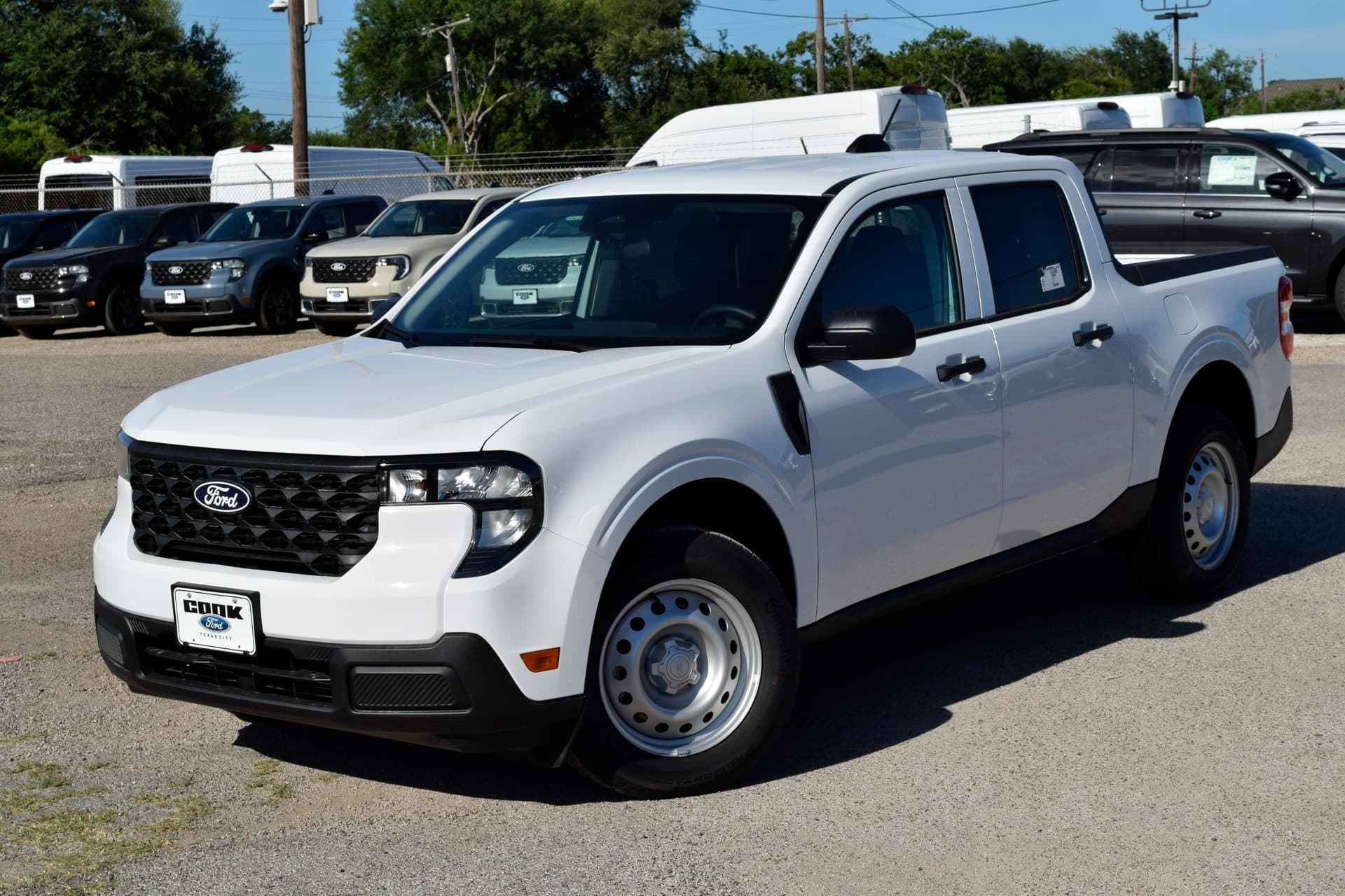 2025 Ford Maverick XL