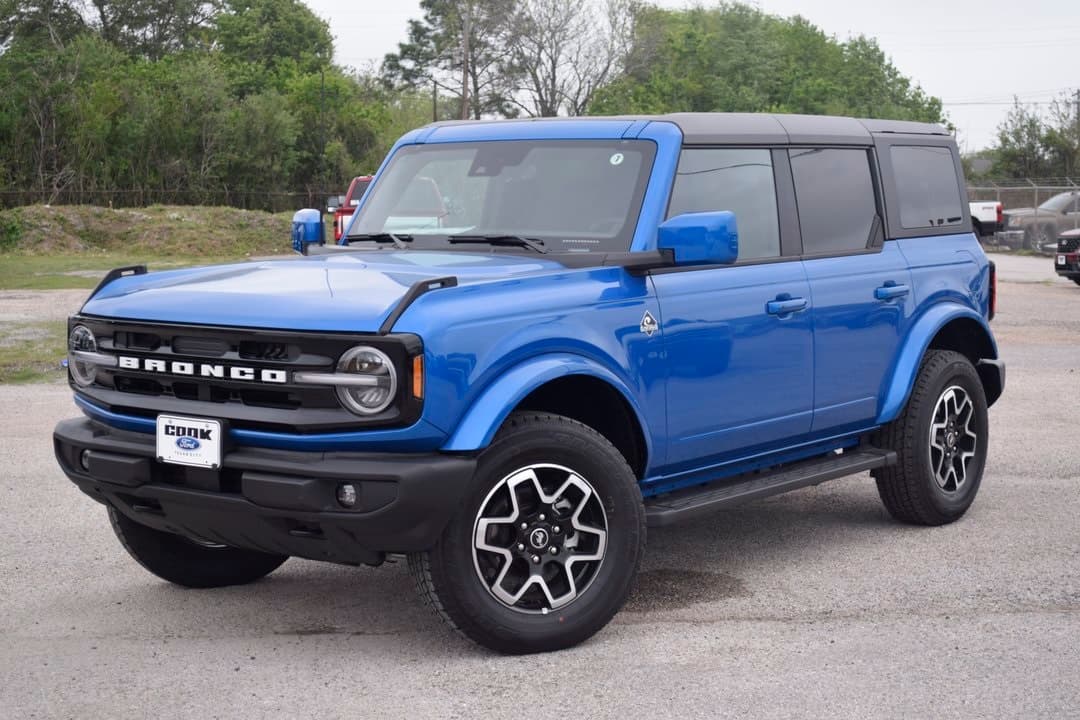 2024 Ford Bronco Outer Banks