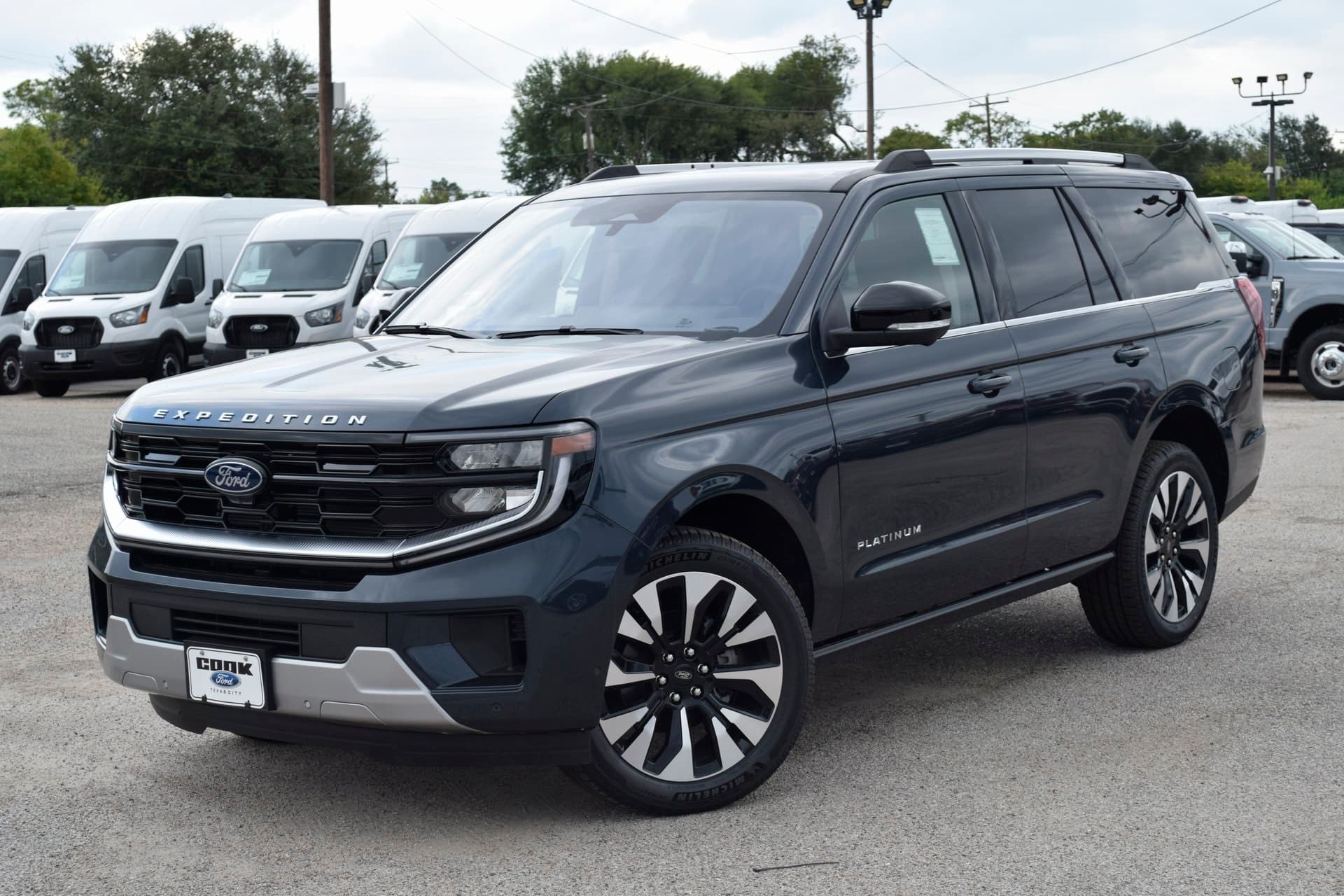 2025 Ford Expedition Platinum