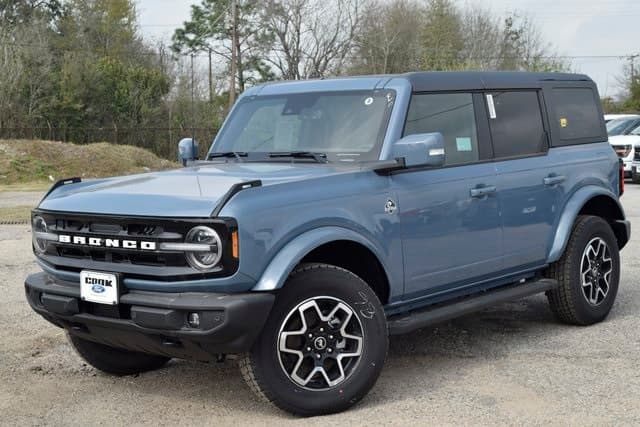 2024 Ford Bronco Outer Banks