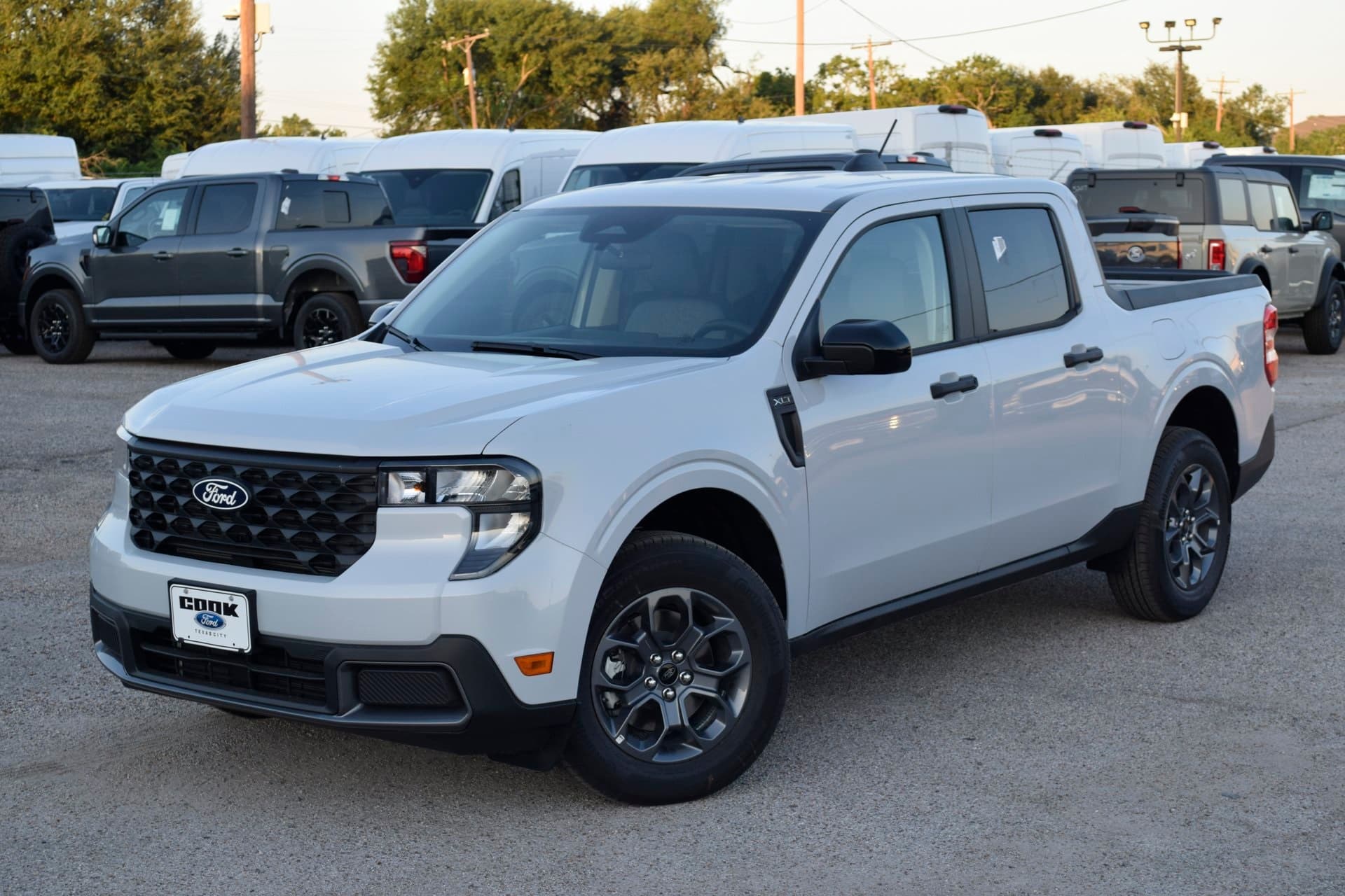 2025 Ford Maverick XLT