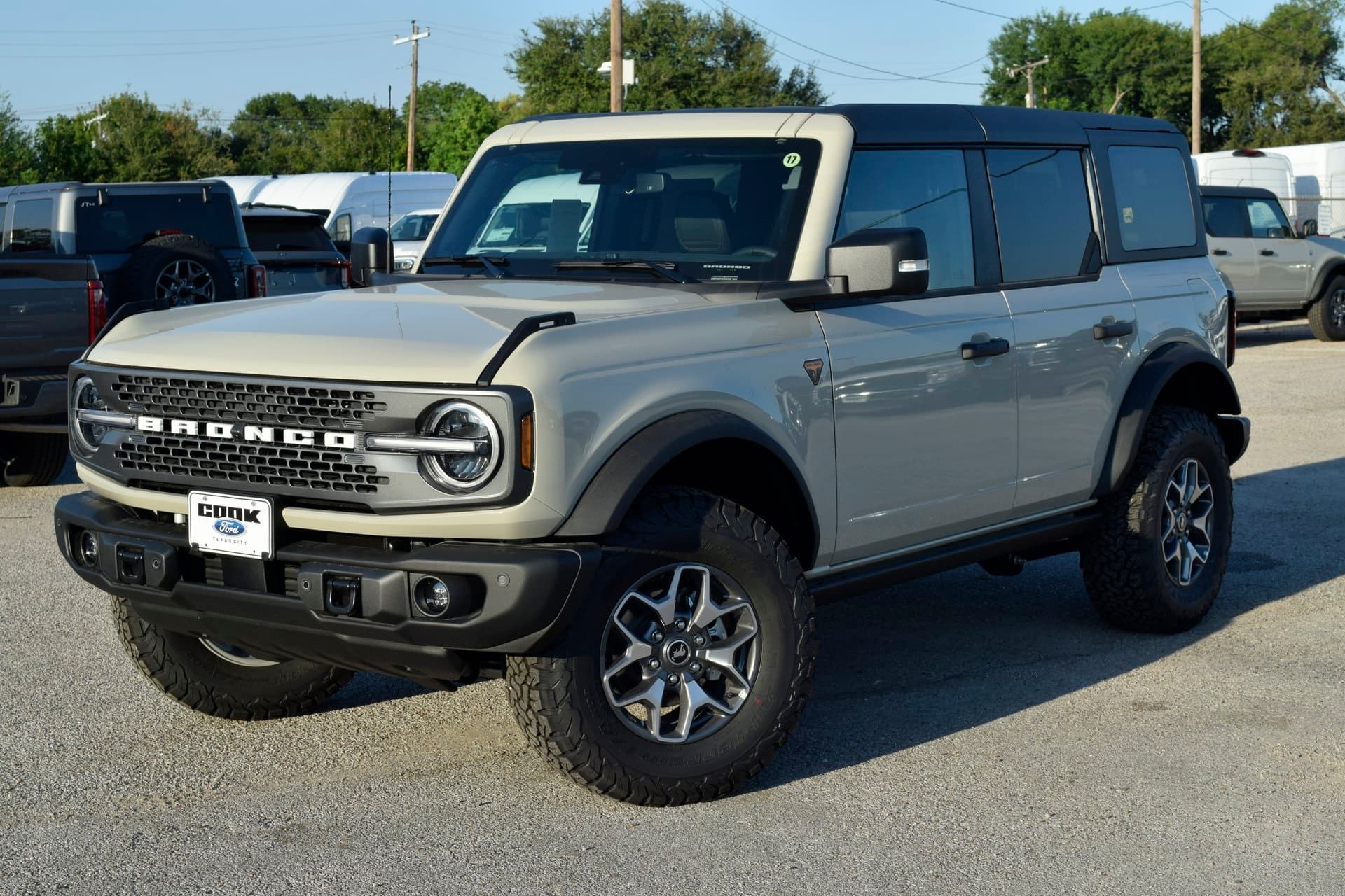 2025 Ford Bronco Badlands