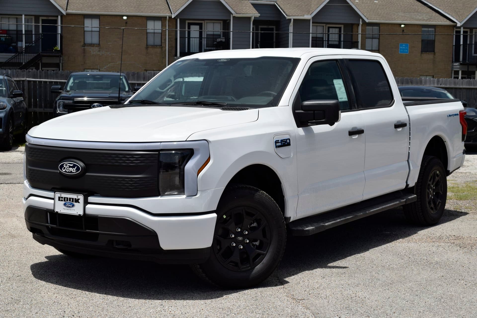 2025 Ford F-150 Lightning XLT